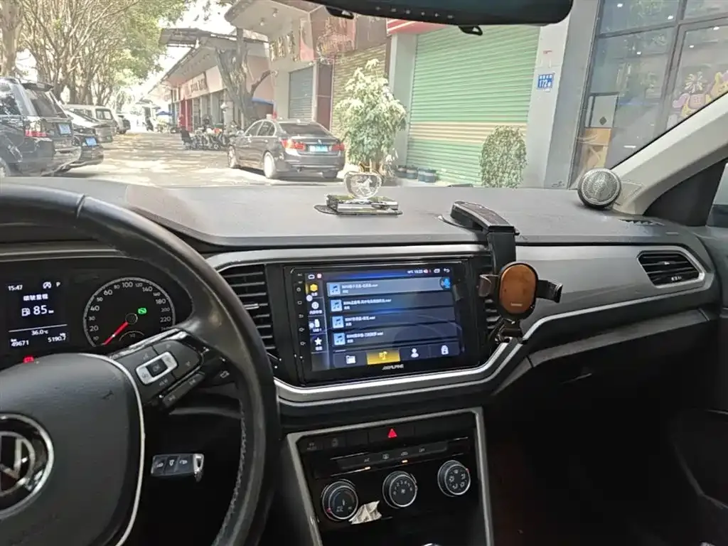 Volkswagen T-Roc 2021 из CN, фото 2