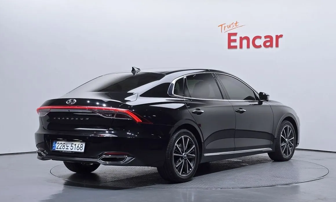 Hyundai Grandeur — фото 7