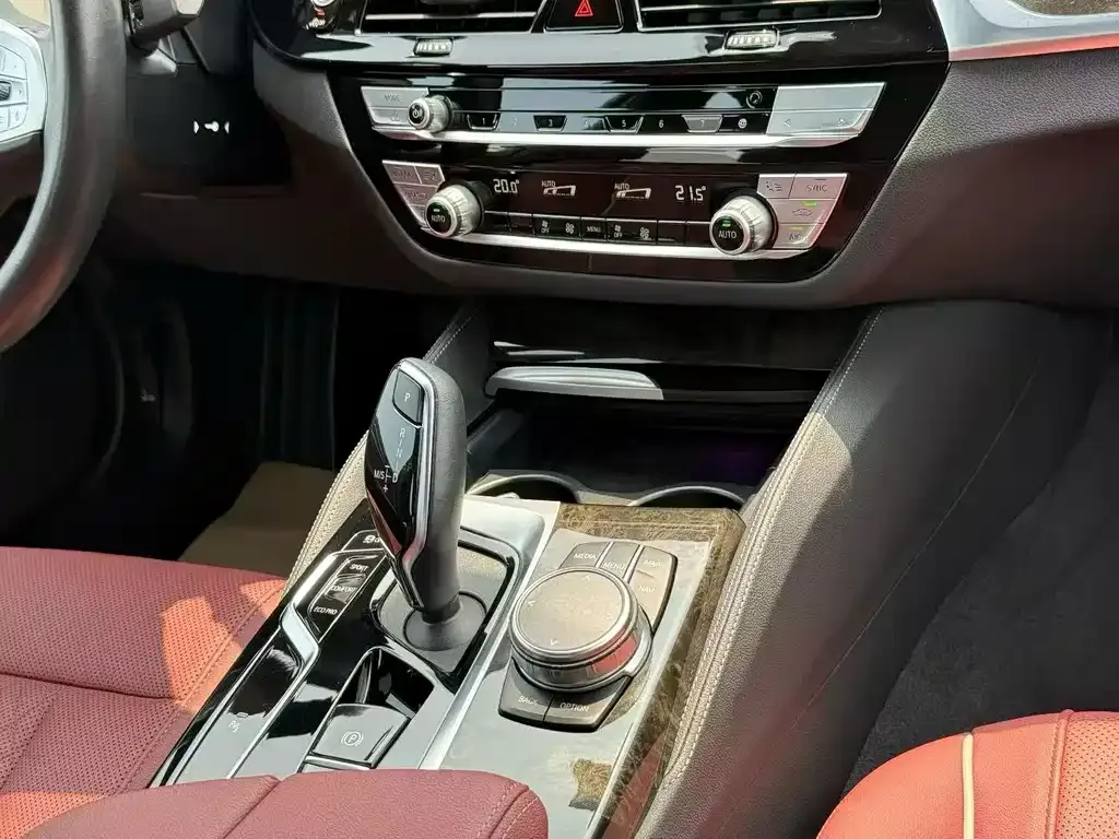 BMW 5 Series — фото 2