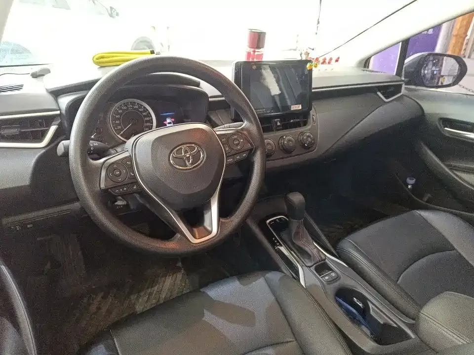 Toyota Corolla — фото 9