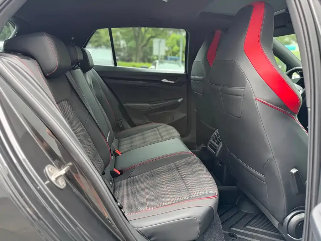 Volkswagen Golf GTI 2022 из CN, фото 5