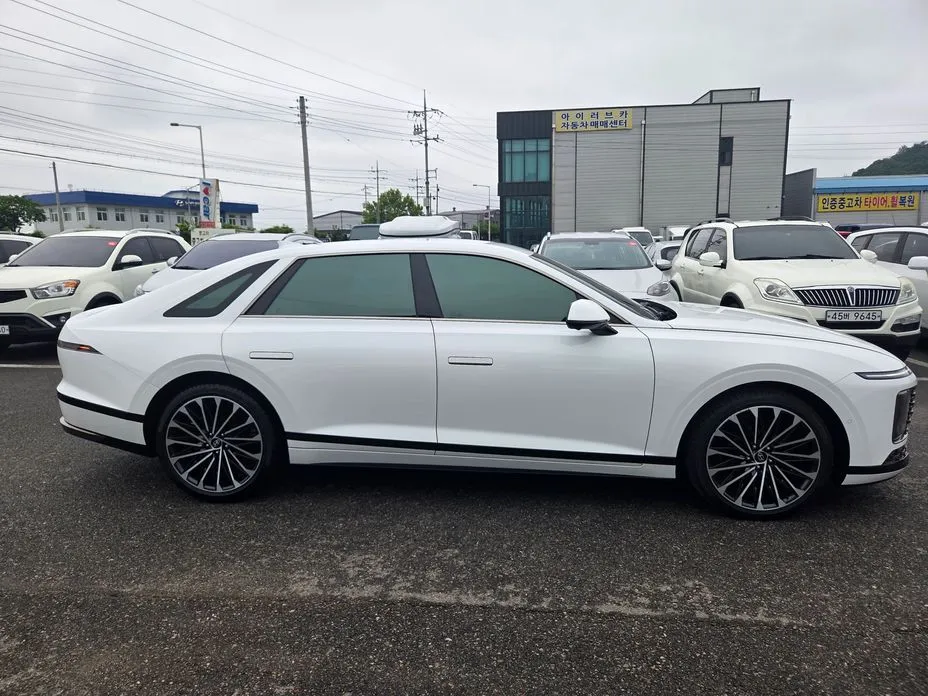 Hyundai Grandeur 2023 из KR, фото 9