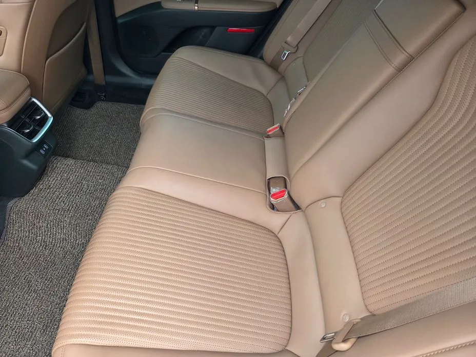 Hyundai Grandeur 2023 из KR, фото 8