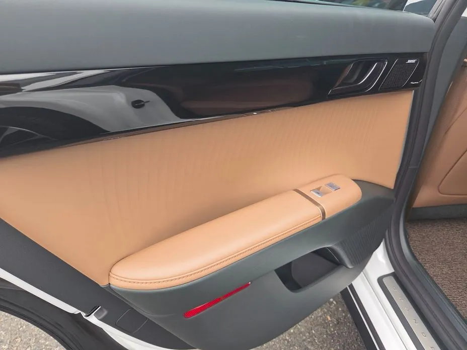 Hyundai Grandeur 2023 из KR, фото 5