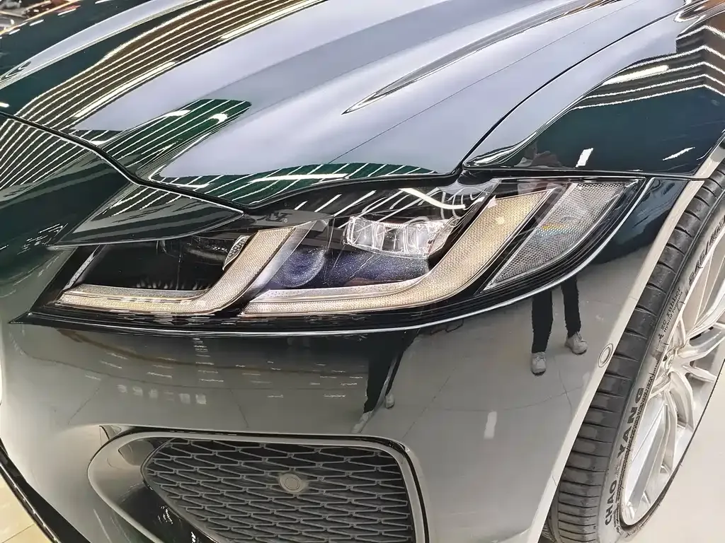 Jaguar XFL — фото 9