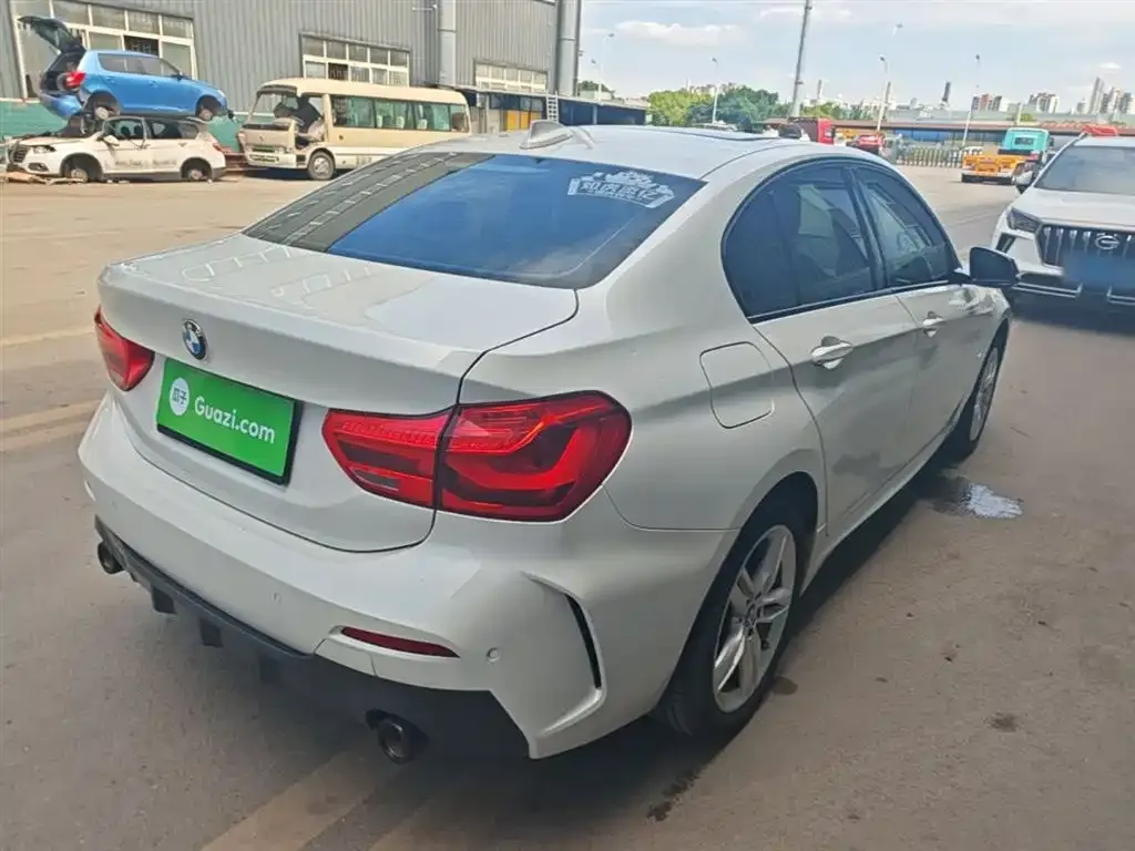 BMW 1 Series 2021 из CN, фото 6