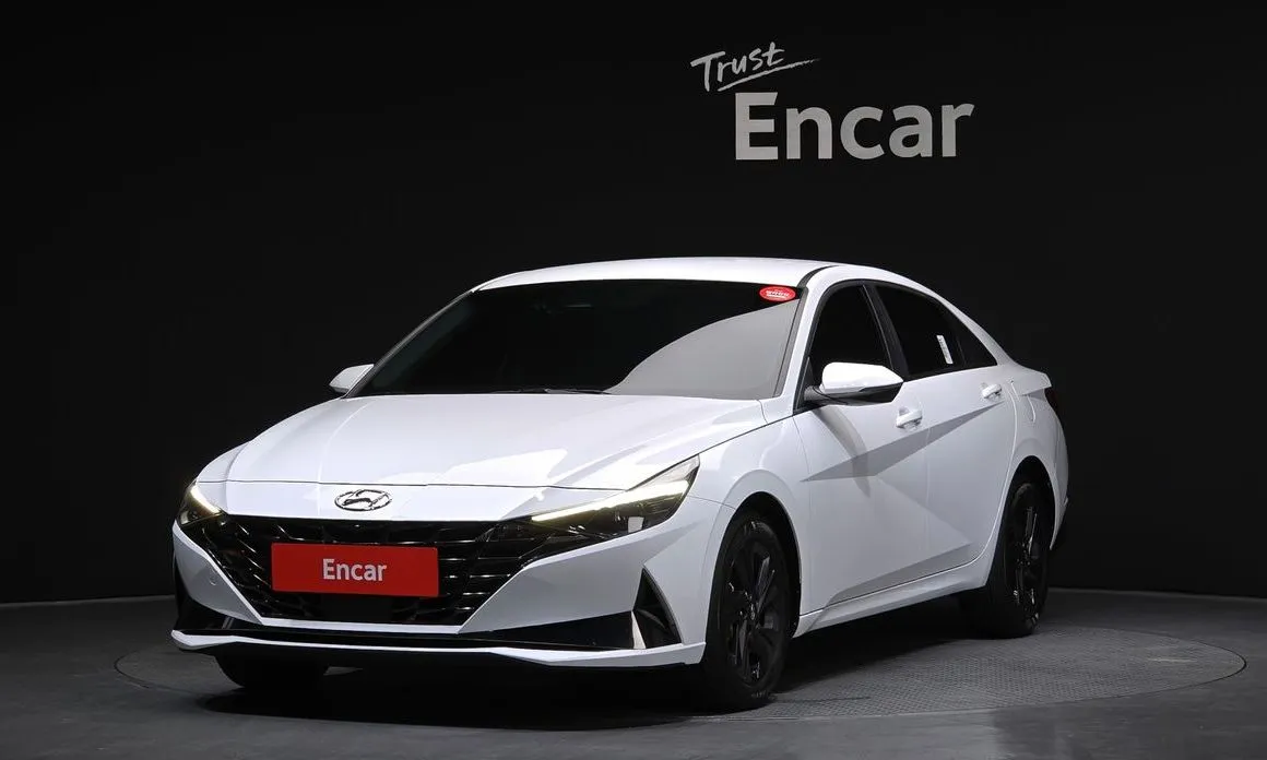 Hyundai AVANTE 2023 из KR, фото 1