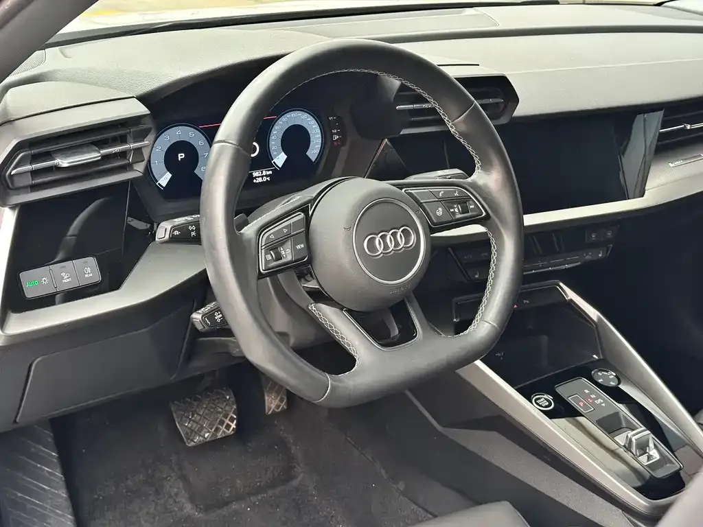 Audi A3 — фото 7