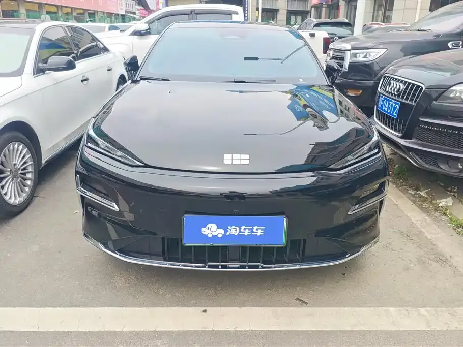 Geely Galaxy Xingyao 8 — фото 5
