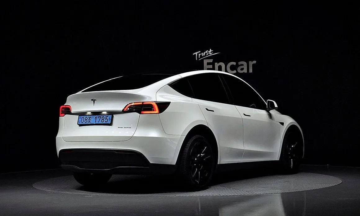 Tesla Model Y 2023 из KR, фото 4