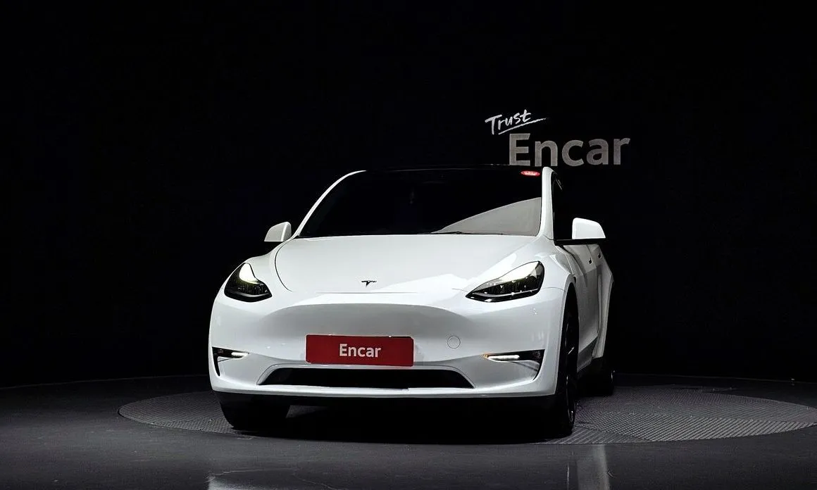 Tesla Model Y 2023 из KR, фото 7