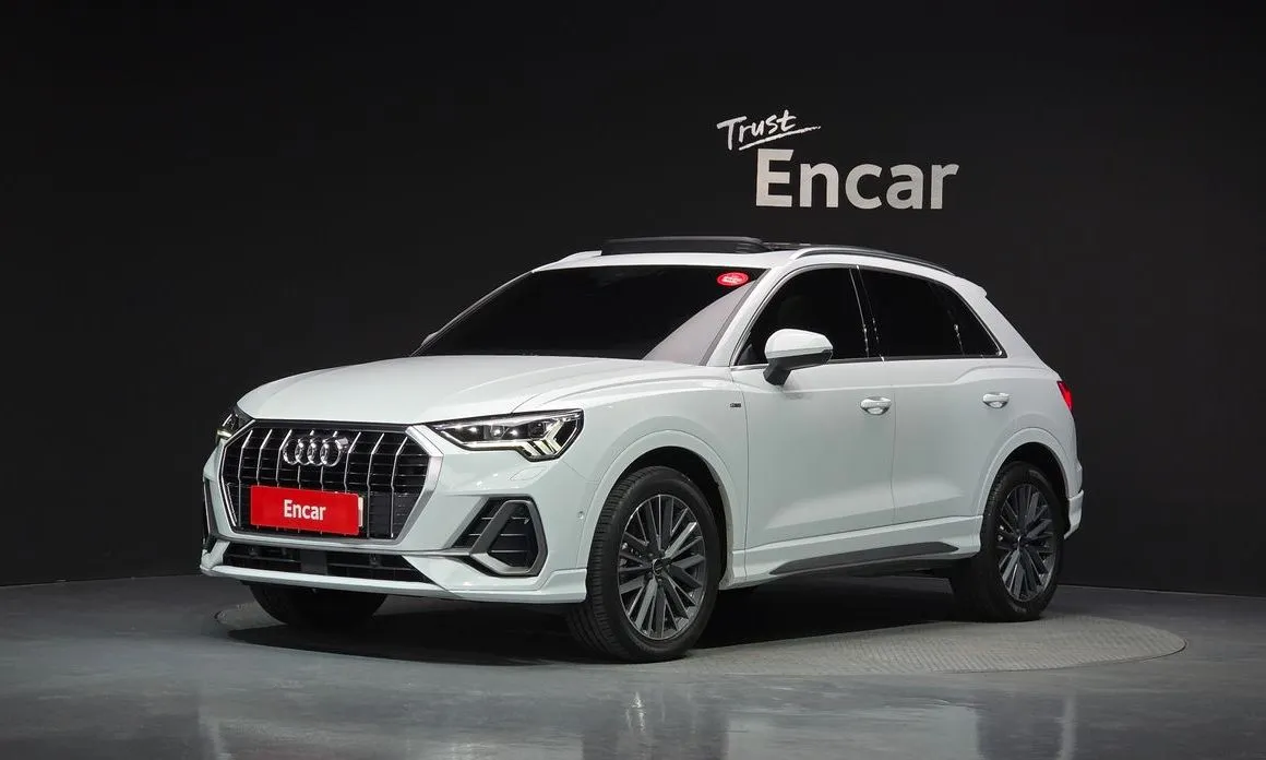 Audi Q3 — фото 1
