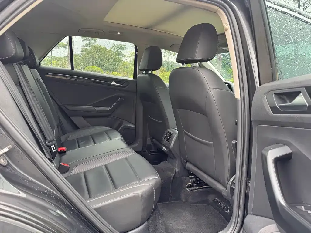 Volkswagen T-Roc 2021 из CN, фото 4