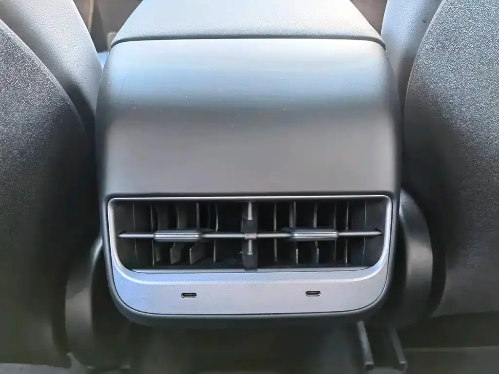 Tesla Model Y 2022 из CN, фото 6