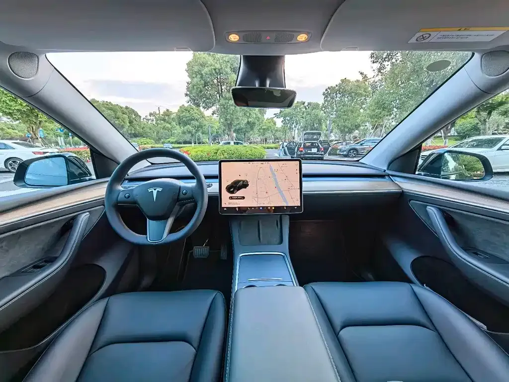 Tesla Model Y 2022 из CN, фото 8