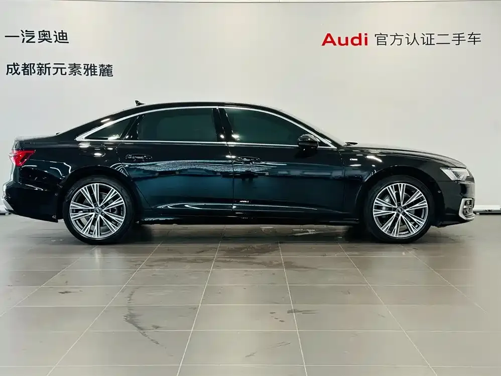 Audi A6L — фото 2
