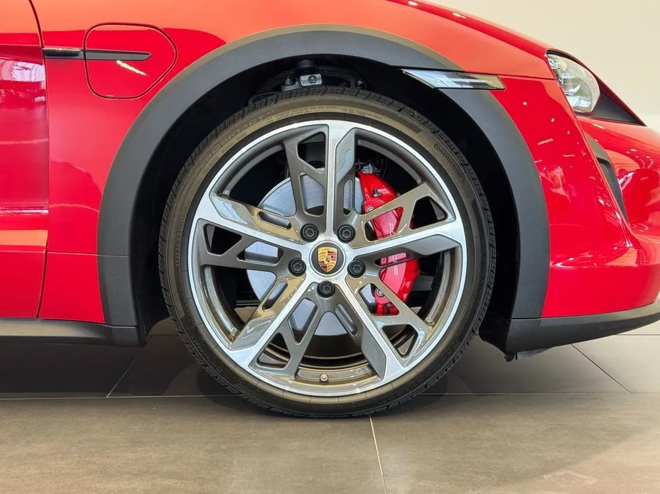 Porsche Taycan 2023 из KR, фото 7