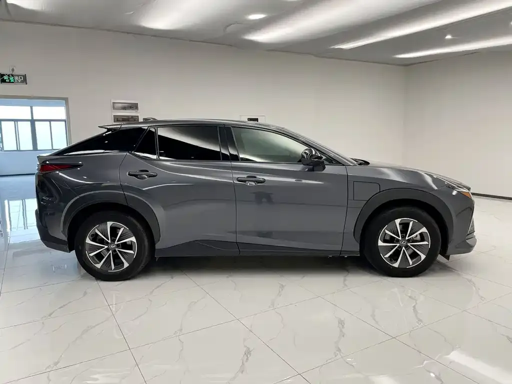 Lexus RZ 2023 из CN, фото 3