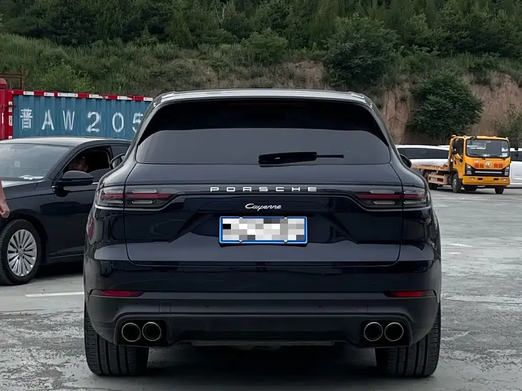 Porsche Cayenne — фото 3