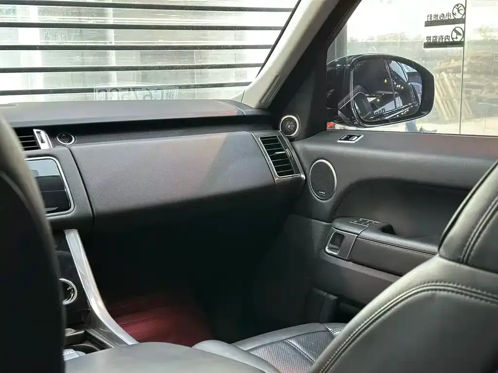 Land Rover Sport PHEV 2021 из CN, фото 5