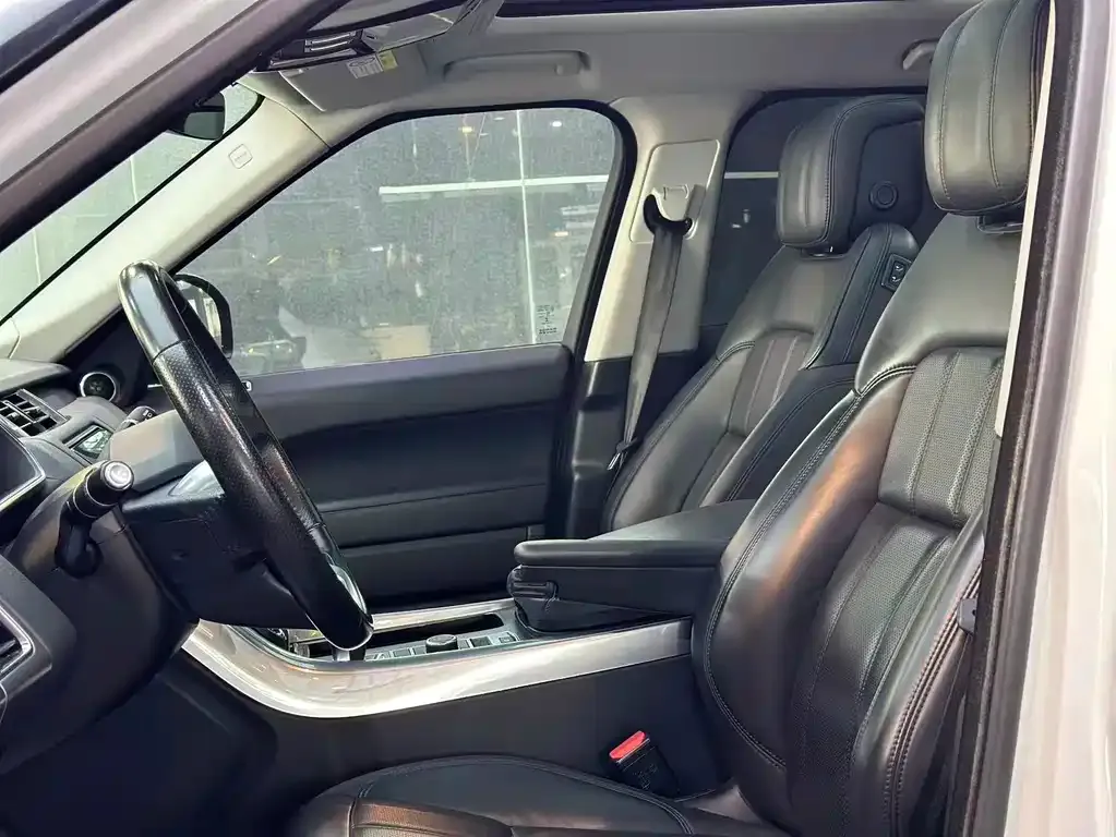 Land Rover Sport PHEV 2021 из CN, фото 6