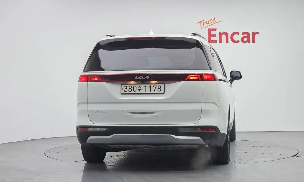 Kia Carnival 2023 из KR, фото 3