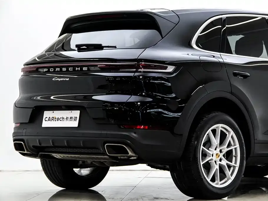 Porsche Cayenne — фото 7