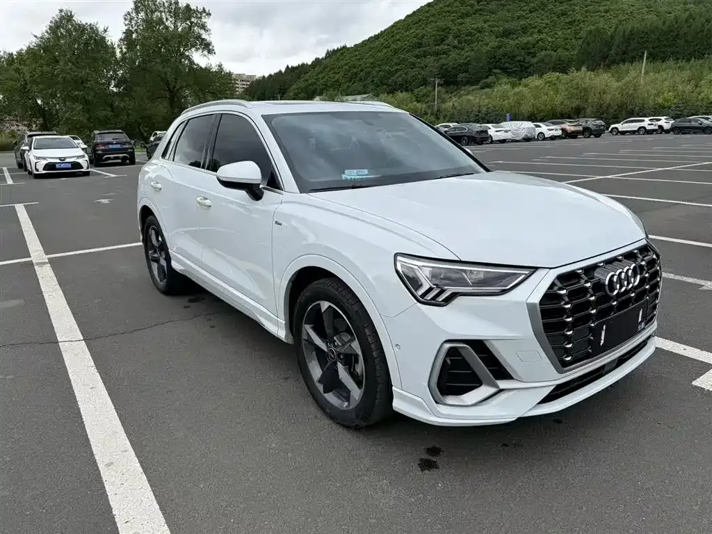 Audi Q3 — фото 3