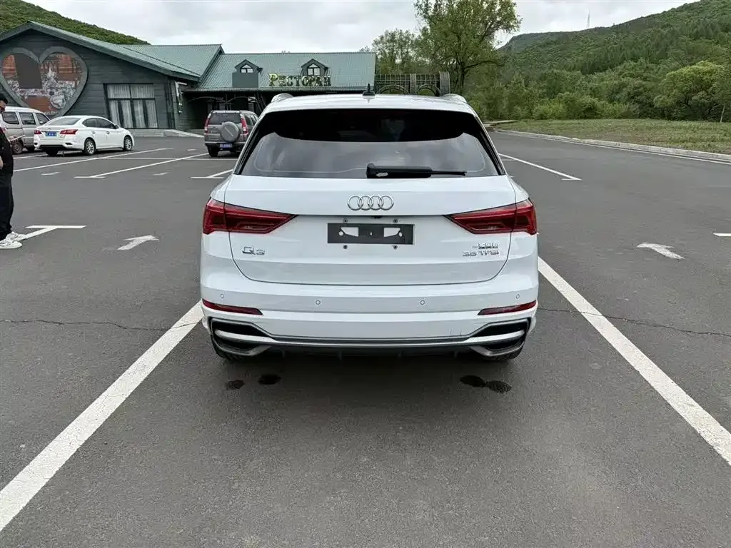 Audi Q3 — фото 4