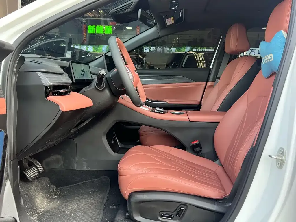 Geely Galaxy L6 2025 из CN, фото 2