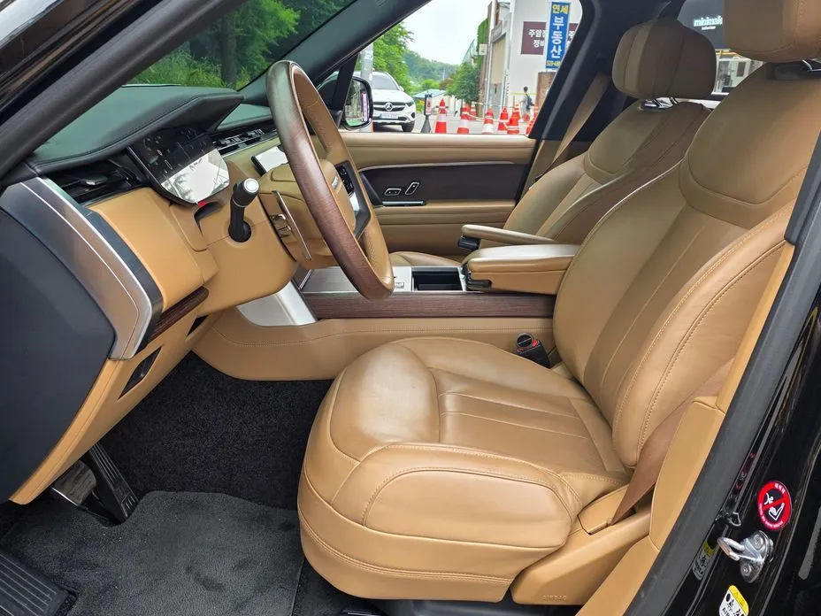 Land Rover Range Rover 2024 из KR, фото 9