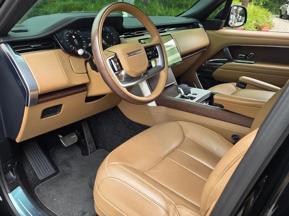 Land Rover Range Rover 2024 из KR, фото 8