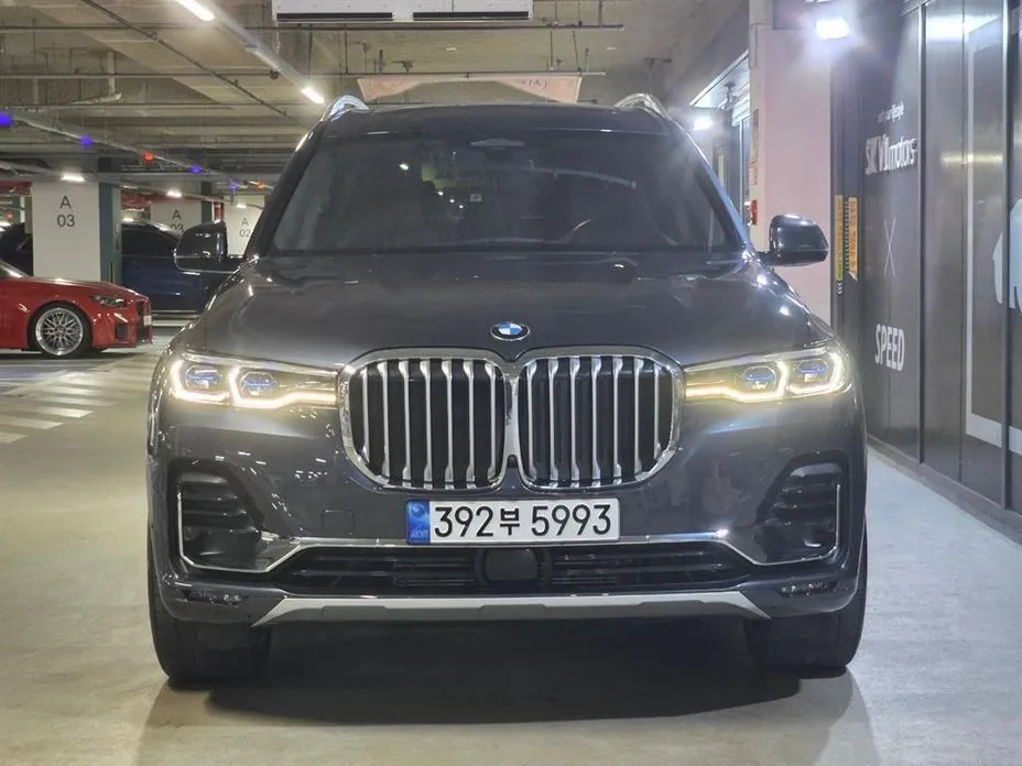 BMW X7