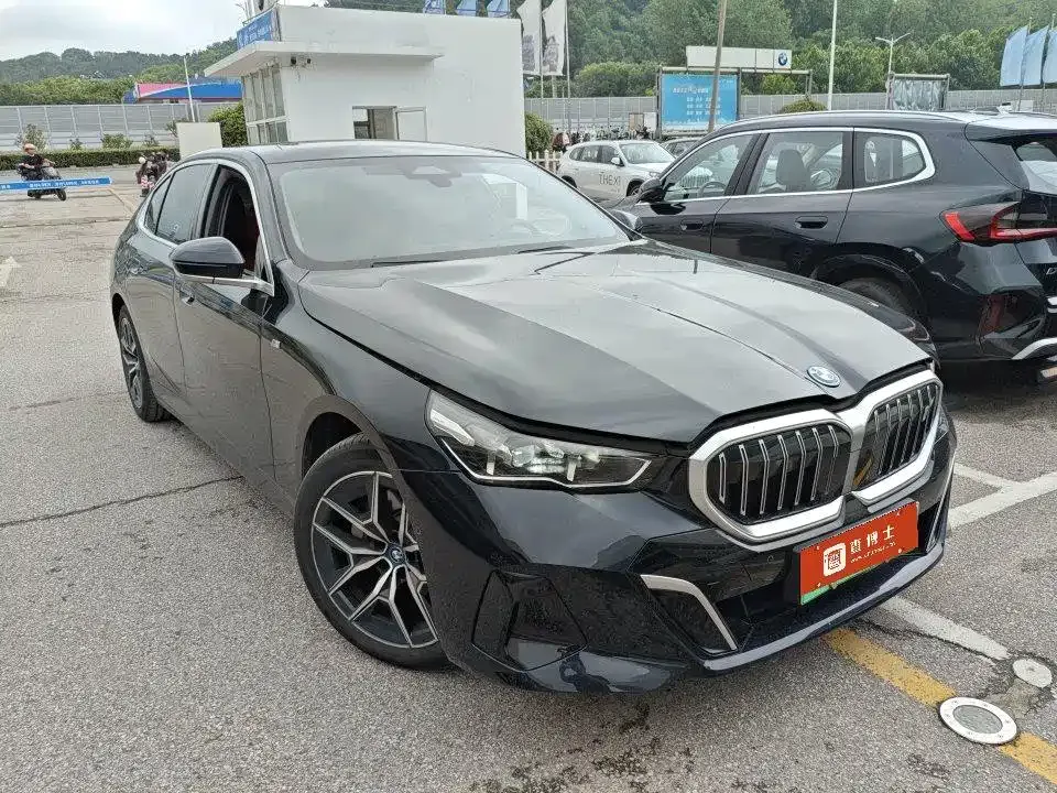 BMW i5 — фото 4