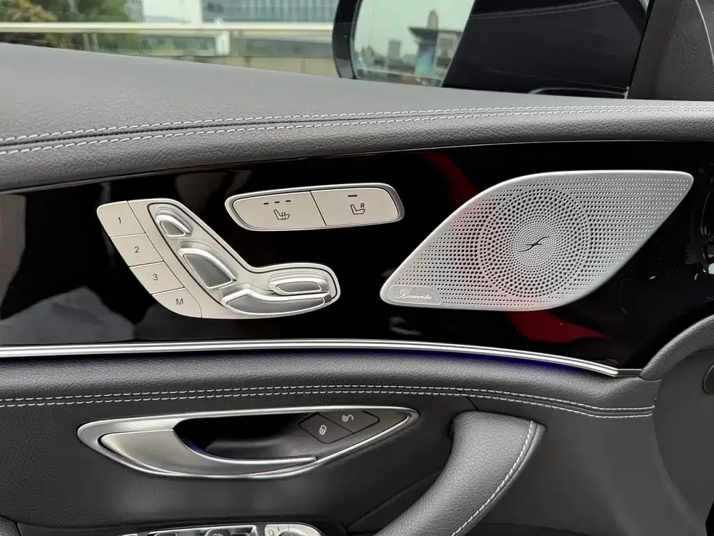 Mercedes-Benz AMG GT — фото 5