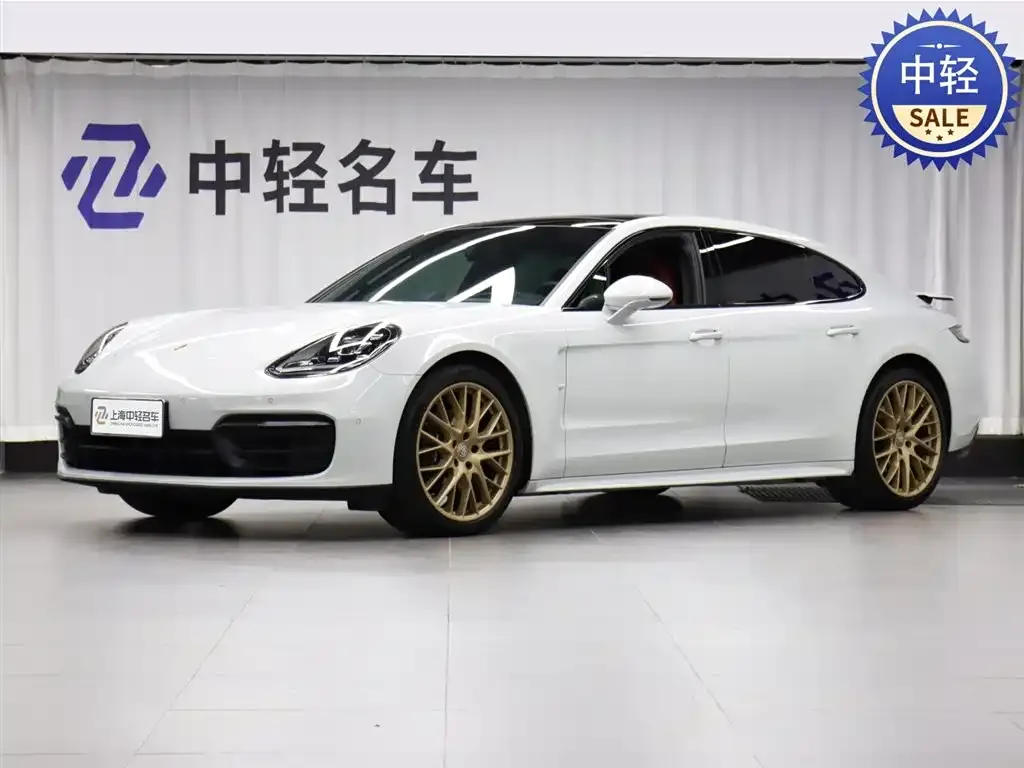 Porsche Panamera — фото 1