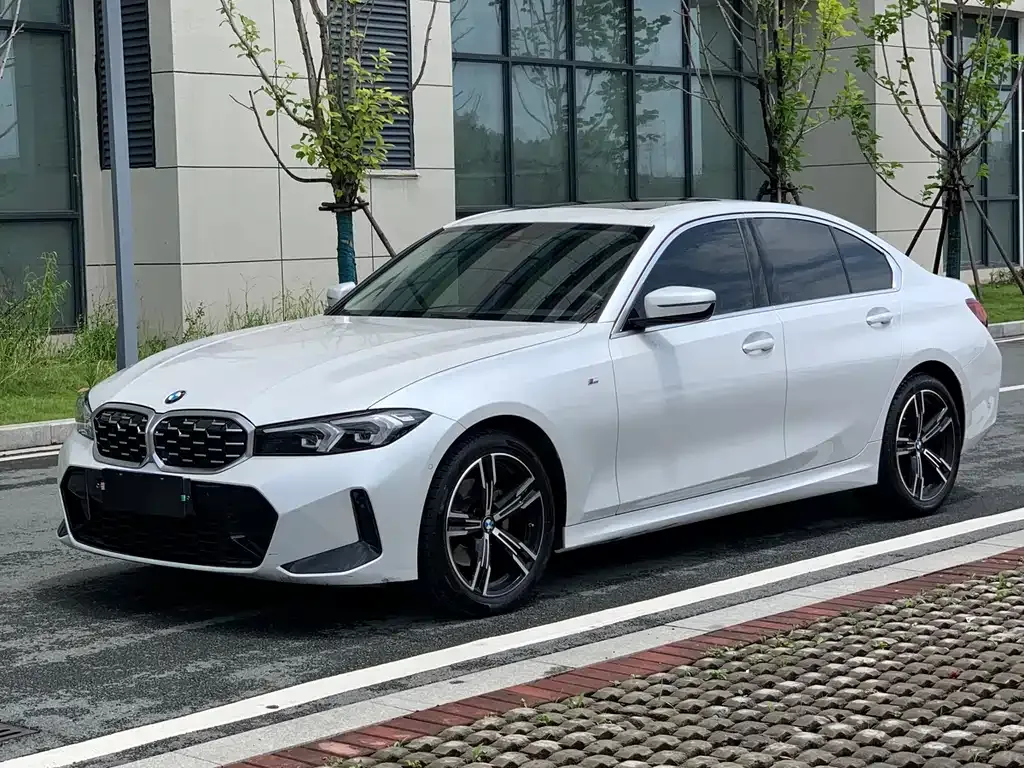BMW 3 Series — фото 1