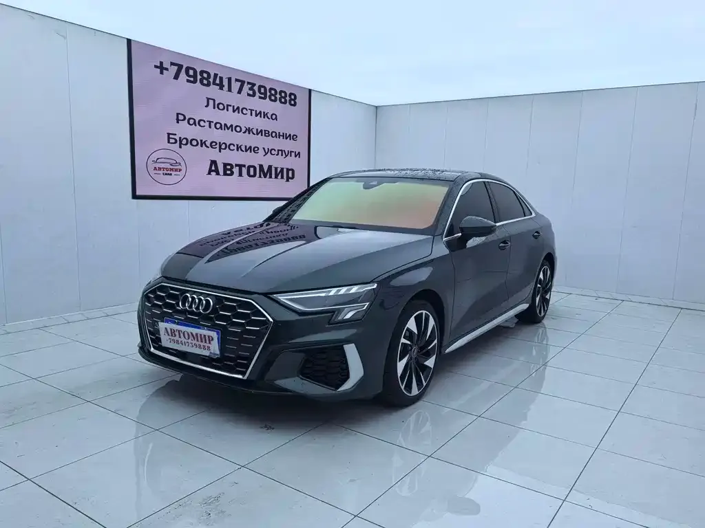 Audi A3 — фото 1