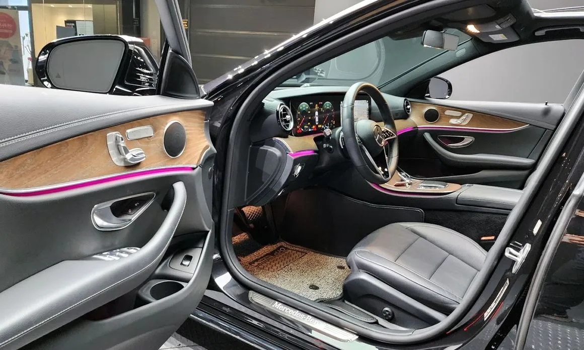 Mercedes-Benz E-Class 2021 из KR, фото 8