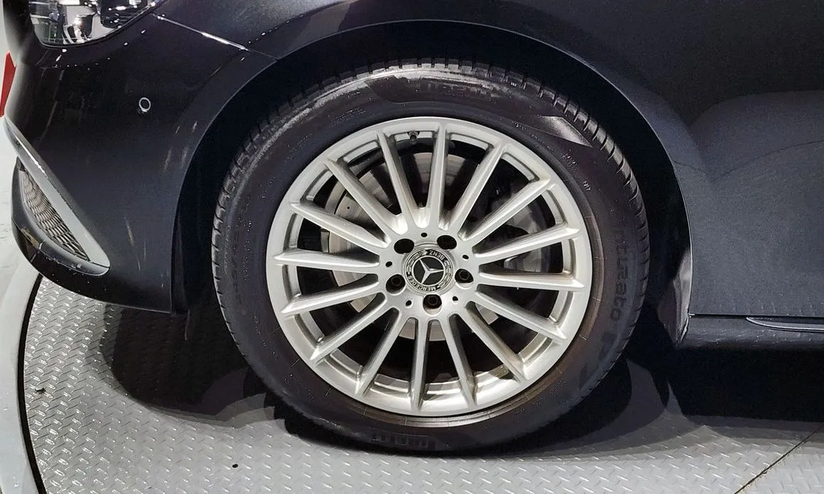 Mercedes-Benz E-Class 2021 из KR, фото 7