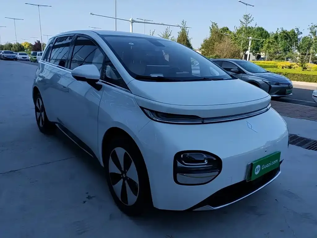 Baojun Yunduo 2024 из CN, фото 8