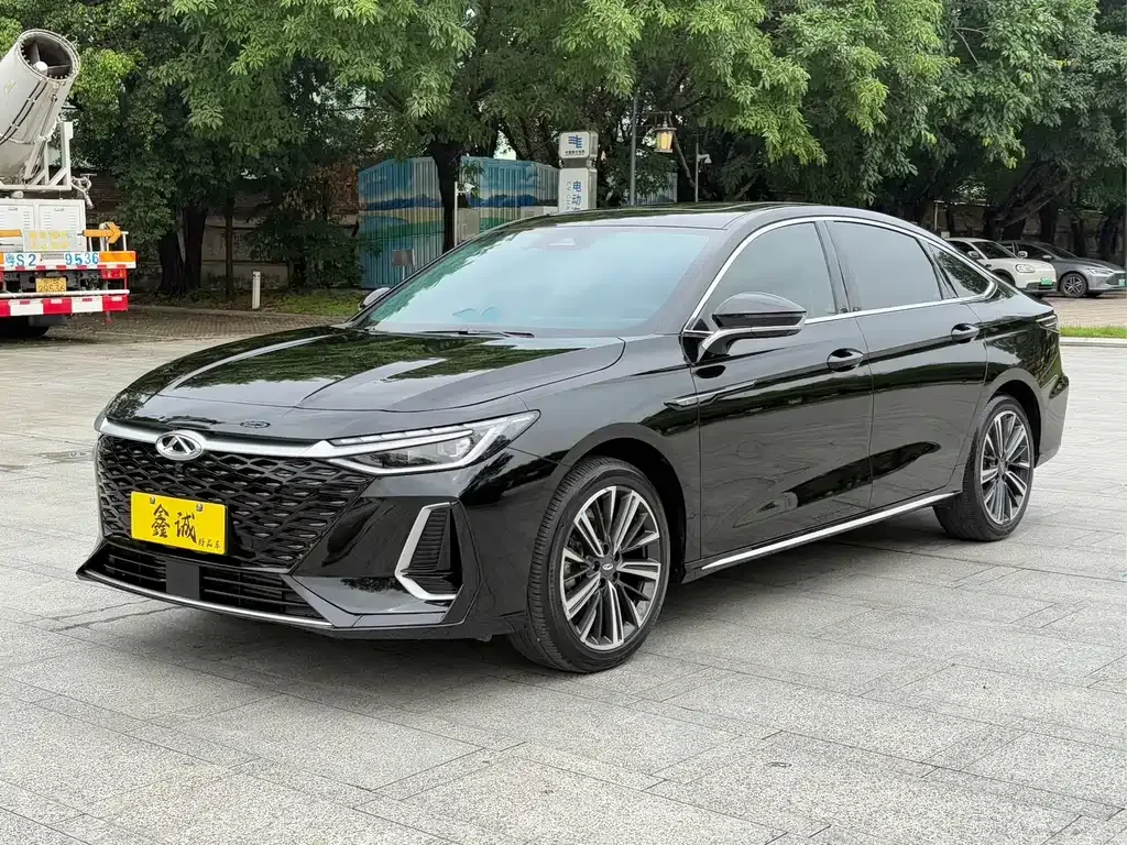 Chery Arrizo 8