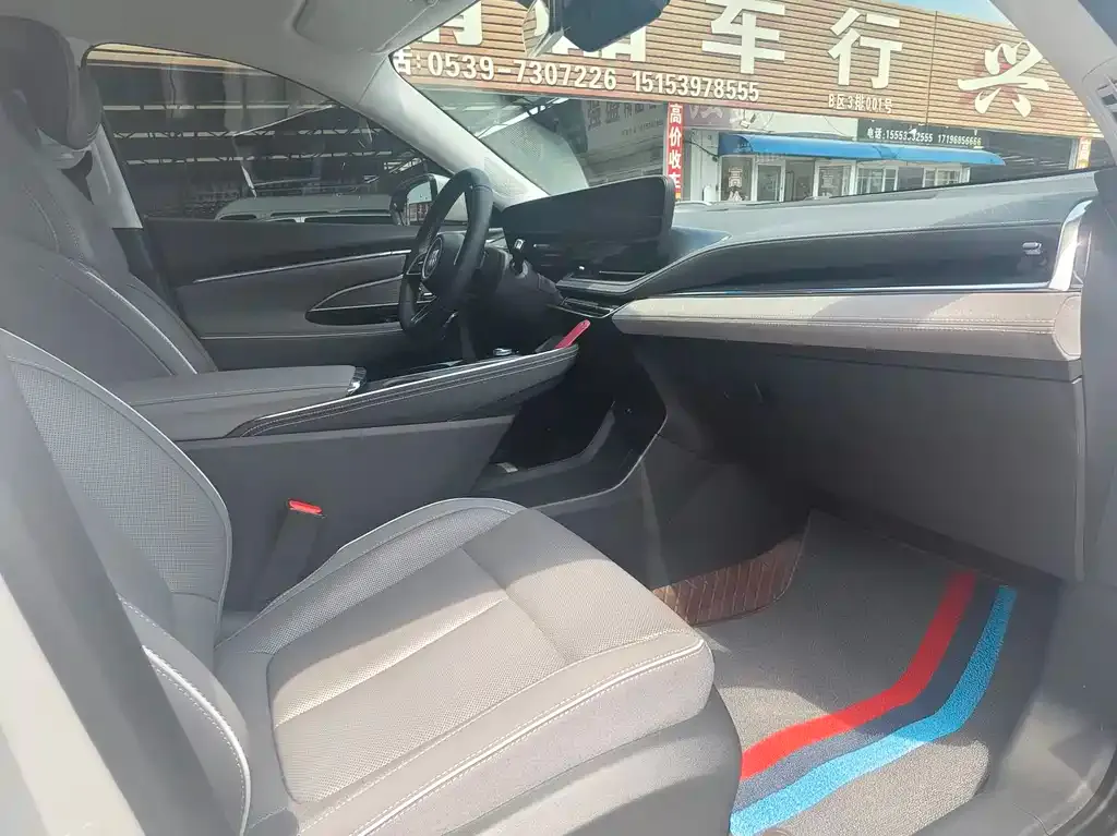 Buick E5 2024 из CN, фото 10