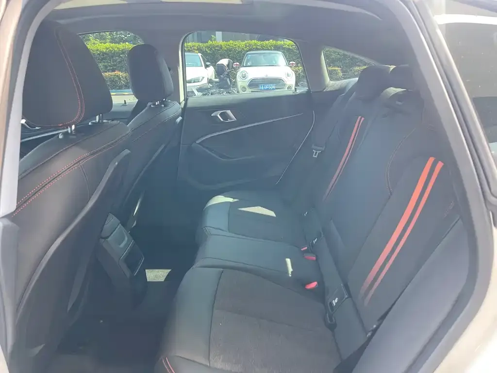 BMW 2 Series (Import) 2023 из CN, фото 7