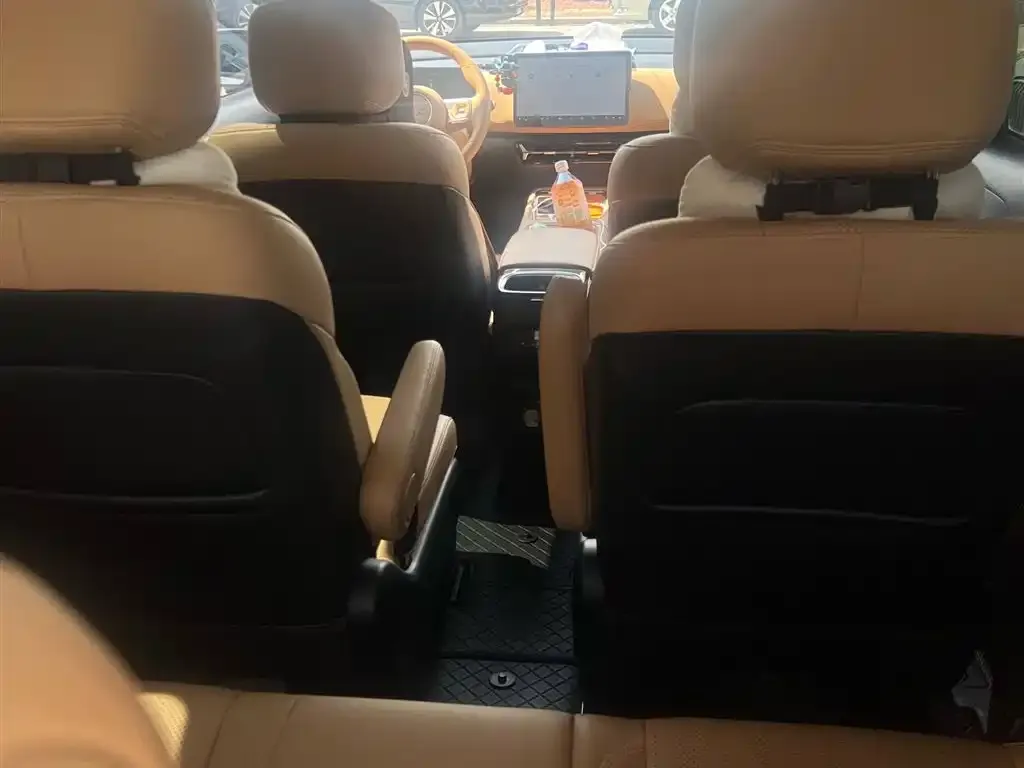 Wuling Starlight 730 New Energy 2025 из CN, фото 2