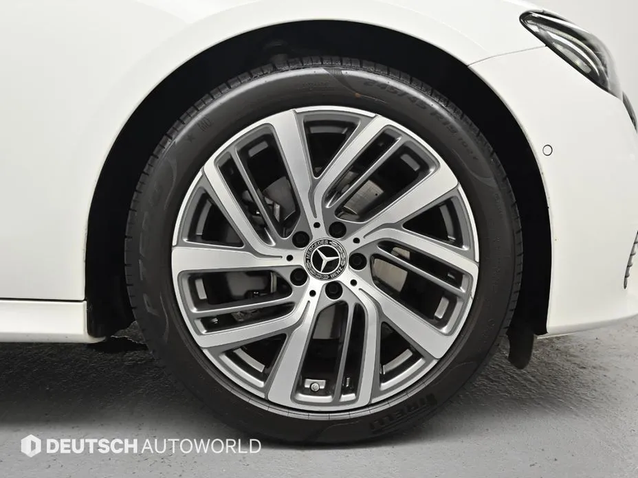 Mercedes-Benz E-Class 2024 из KR, фото 9