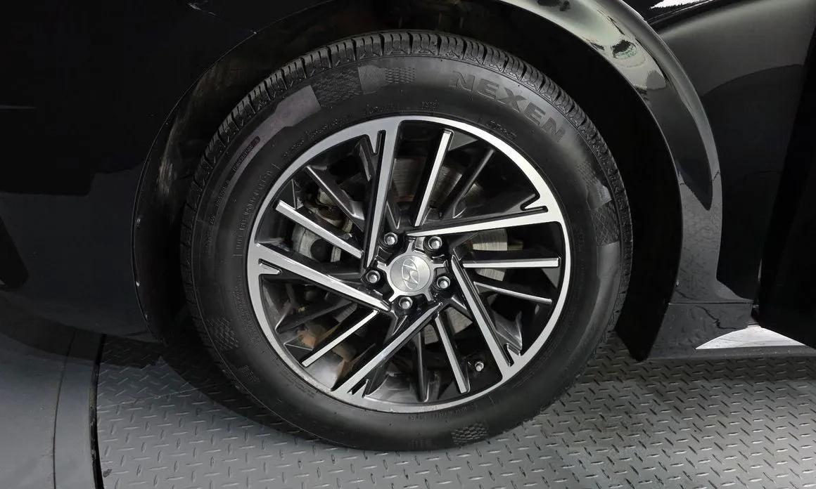 Hyundai Grandeur 2021 из KR, фото 9