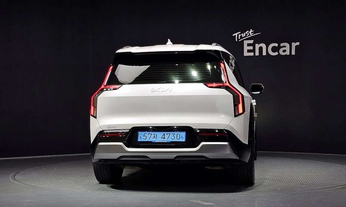 Kia EV9 2024 из KR, фото 8
