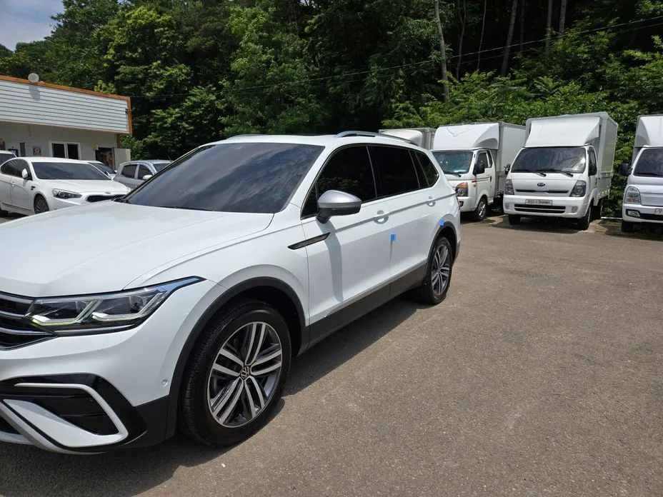 Volkswagen Tiguan 2023 из KR, фото 1