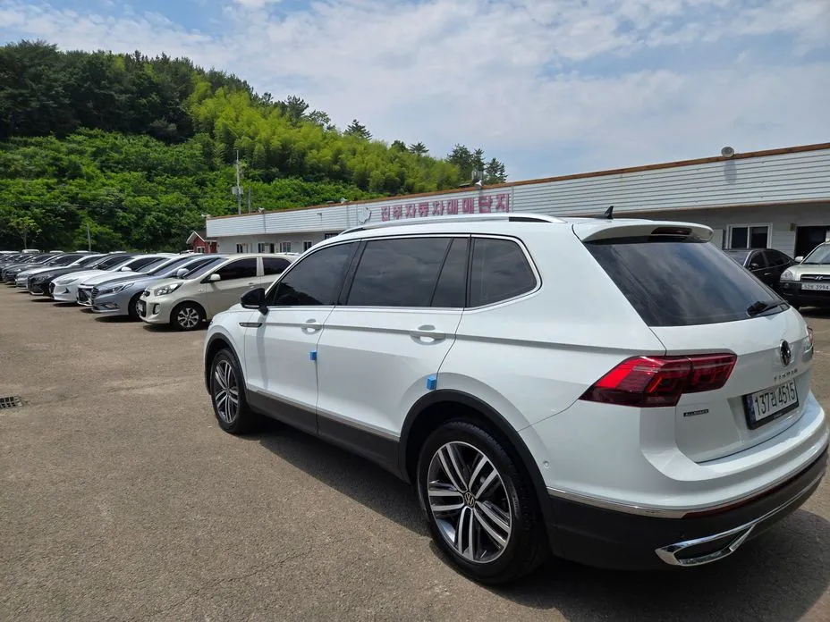 Volkswagen Tiguan 2023 из KR, фото 3